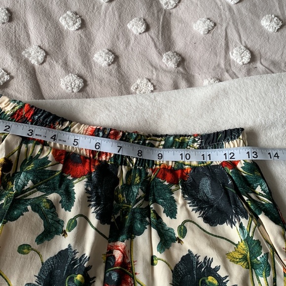 Statement pants! 😊 - Picture 6 of 9